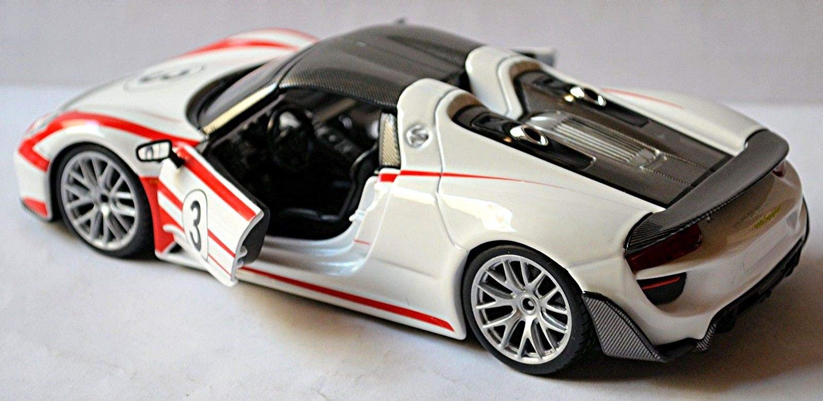 Amazon | ブラーゴ 1/24 ポルシェ 918 スパイダー Bburago 1/24